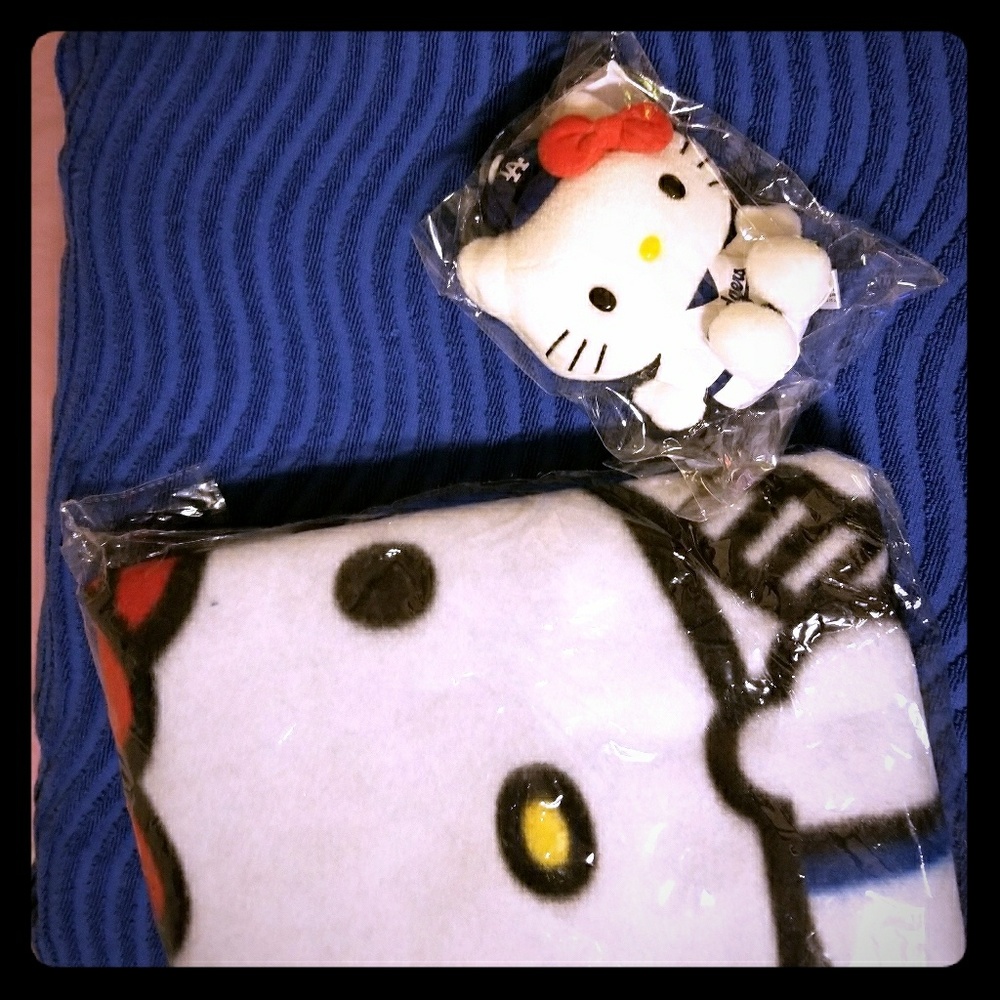 Los Angeles Dodgers Hello Kitty sga blanket and pl